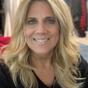 Styles by Soma World Famous in Buttercream blonde